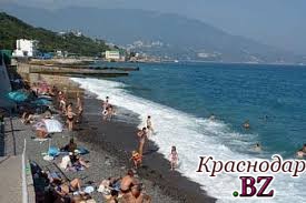 Крымские пляжи избавляются от мусора