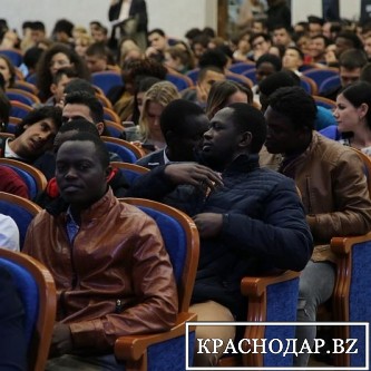 ​ Краснодарские официальные власти провели встречу с иностранными студентами