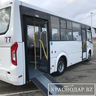 В Краснодаре начали курсировать низкопольные автобусы