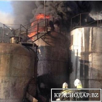 ​Крупный пожар на заводе по производству сои в посёлке Белозерном