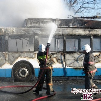 В Симферополе сгорел троллейбус