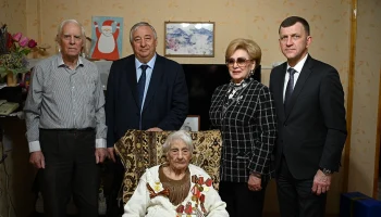 Анна Погорелова отметила 101-летие: ветеран ВОВ получила поздравления от руководства Краснодара Анна Погорелова отметила 101-летие: ветеран ВОВ получила поздравления от руководства Краснодара