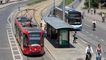 Краснодар улучшает общественный транспорт: новые трамваи, автобусы и остановки Краснодар улучшает общественный транспорт: новые трамваи, автобусы и остановки